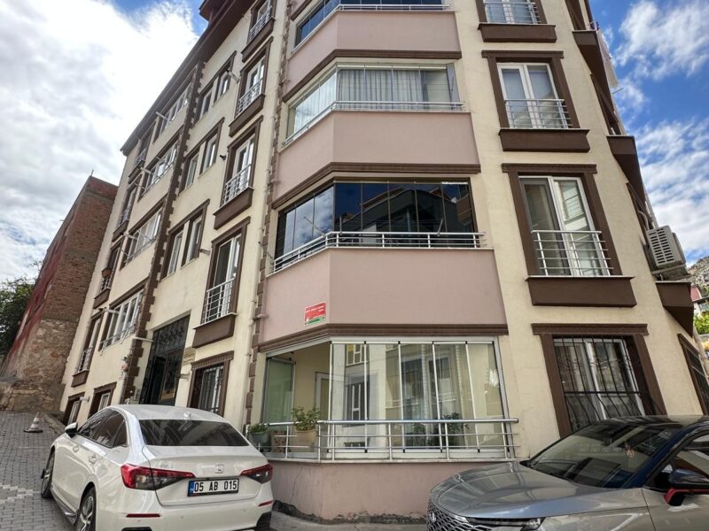 İHSANİYE  MAHALLESİ   SATILIK   DAİRE