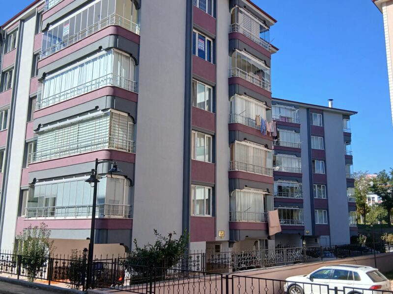 BAHÇELER  İCİ  MAHALLESİ  KİRALIK  DAİRE